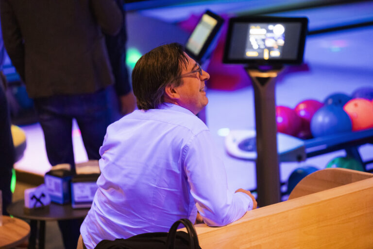 teambuilding bowlen en eten