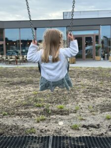 buitenspeeltuin wima plezantstraat terras leutigen hof